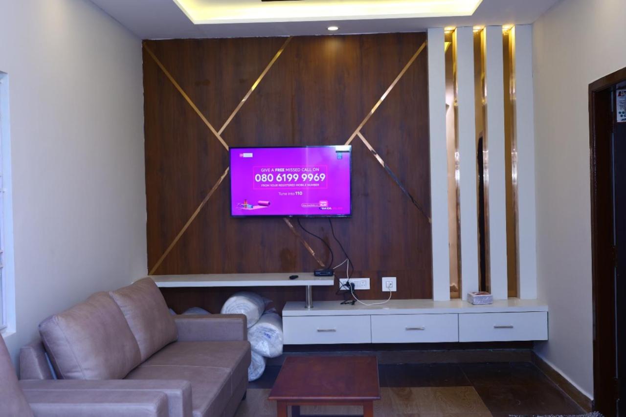 The Green Pride Resort Йелагири Екстериор снимка