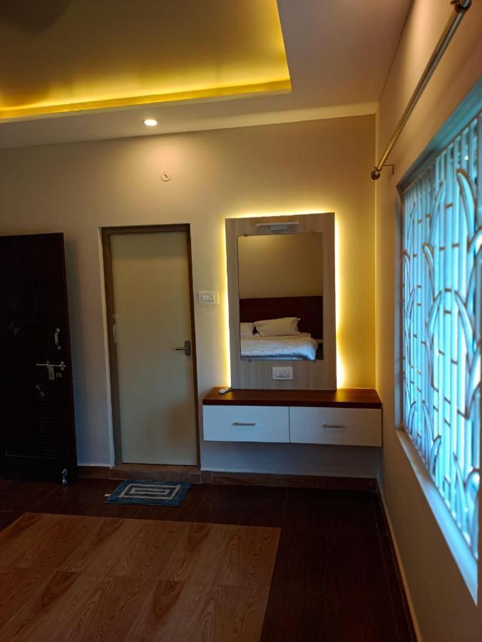 The Green Pride Resort Йелагири Екстериор снимка